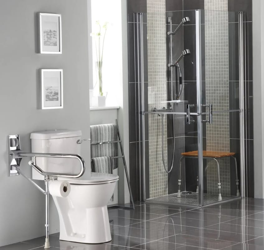 Pose de douche à l'italienne chantier Mantes-la-Jolie