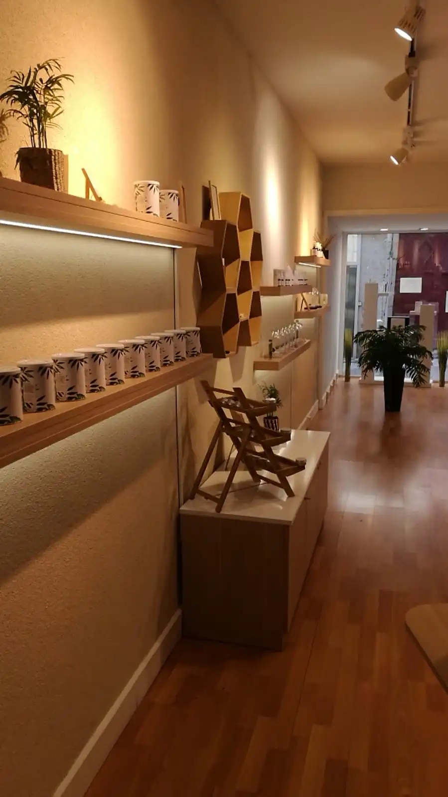 Aménagement intérieur et décoration d'une boutique à Septeuil